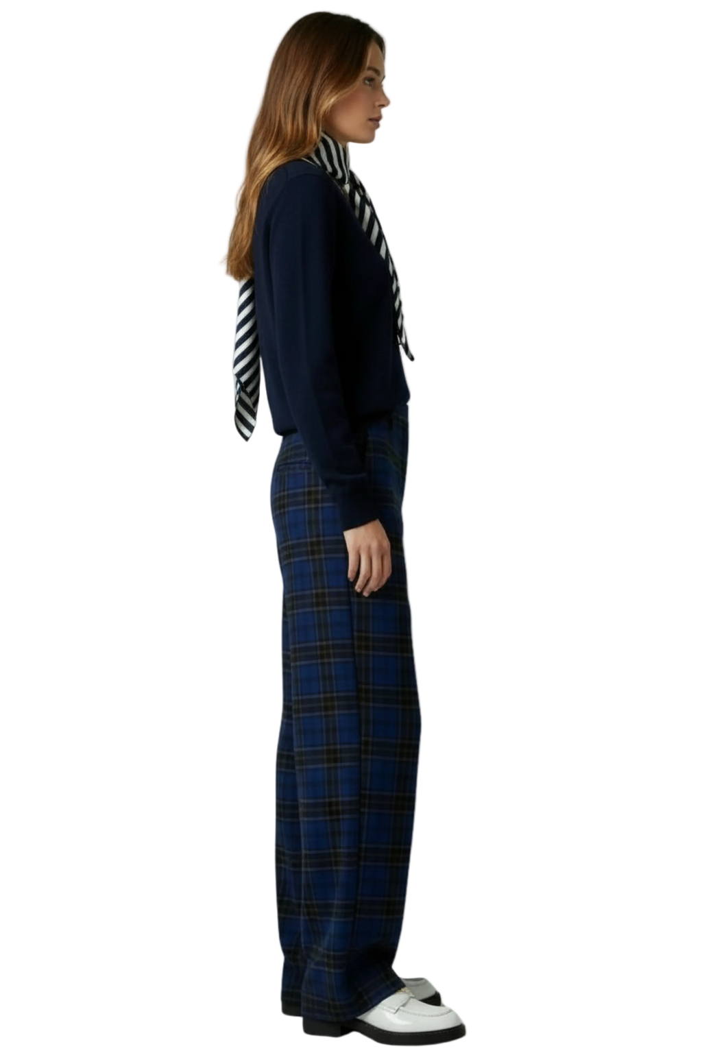 THE CLASSIC V-NECK SWEATER NAVY