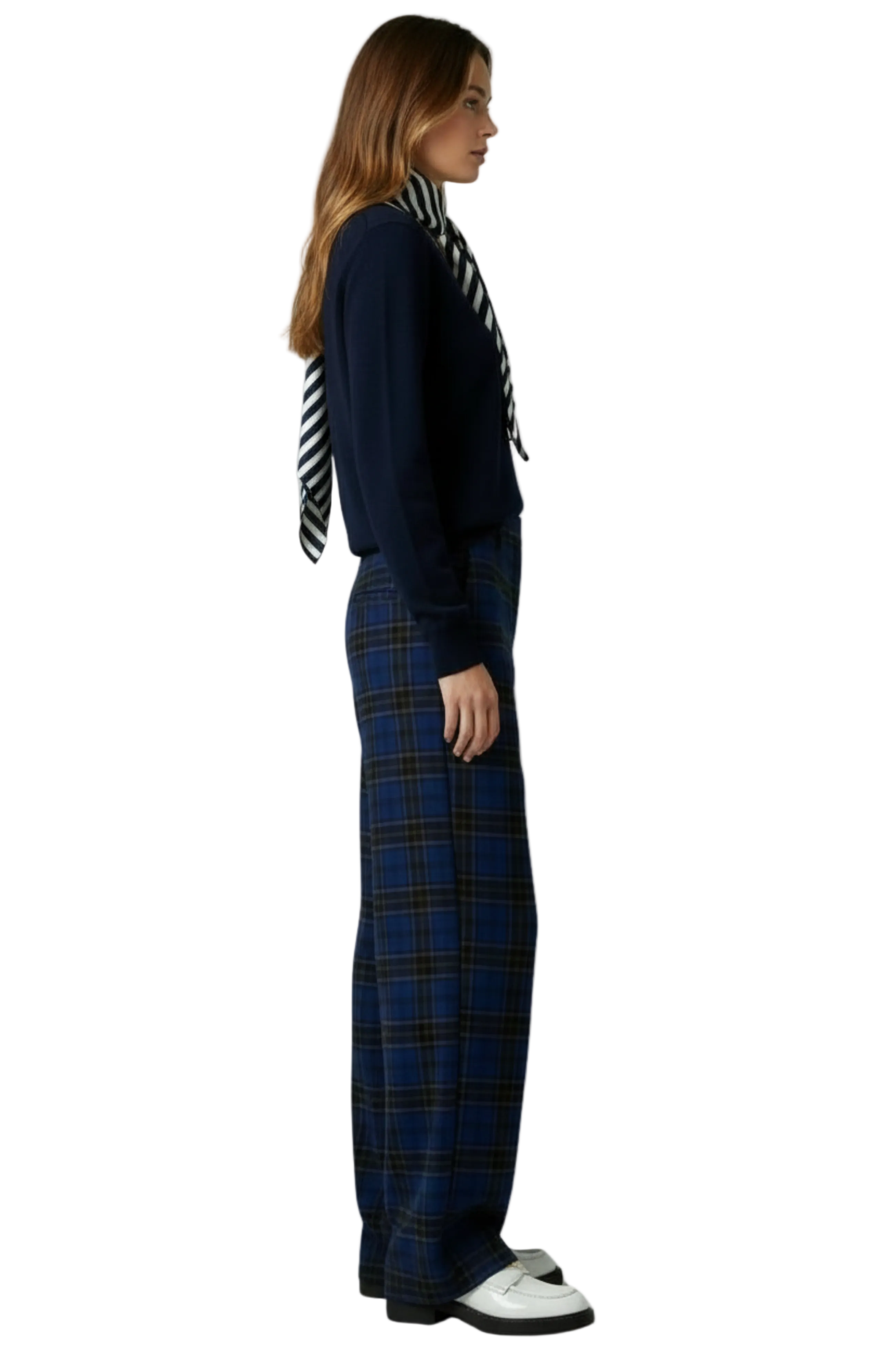 THE CLASSIC V-NECK SWEATER NAVY