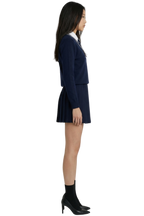 THE CLASSIC V-NECK SWEATER NAVY