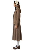 THE CLASSIC TRIM CARDIGAN WARM TAUPE