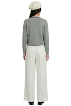 Color: Medium Grey