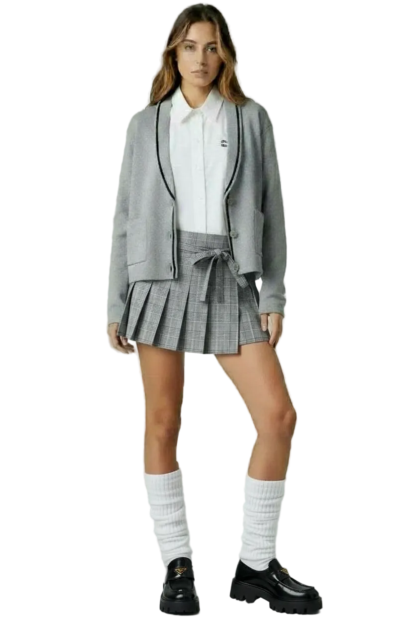 Color: Medium Grey